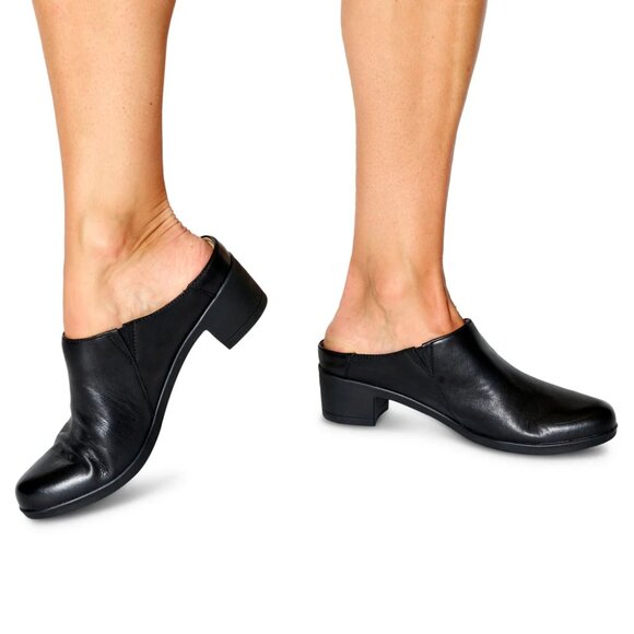 NEW Dansko Carrie Clogs - Nubuck For Women in black 563 - Picture 3 of 9